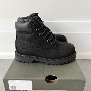 BRAND NEW  - Timberland Boys Boots - Size 10